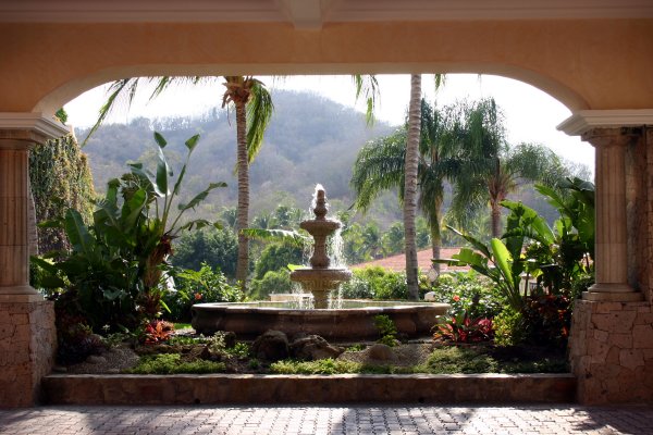Entrance to the Grand Bay Hotel